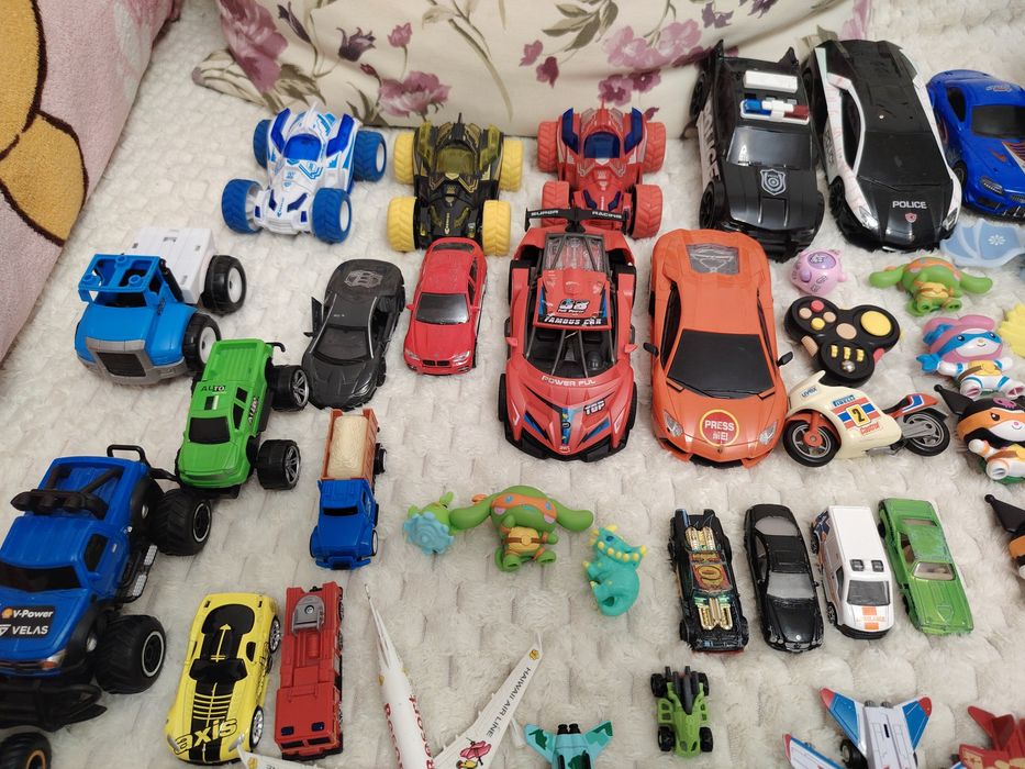 Jucarii copii baieti