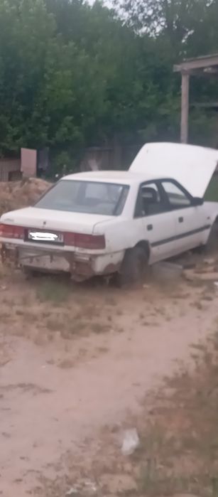 Продам автомобиль Mazda 626