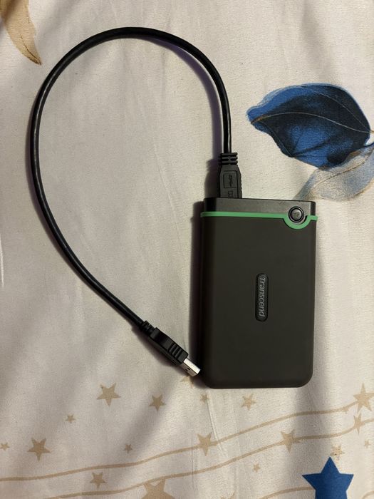 Hard disk extern Transcend StoreJet 25M3 – rezistent, portabil