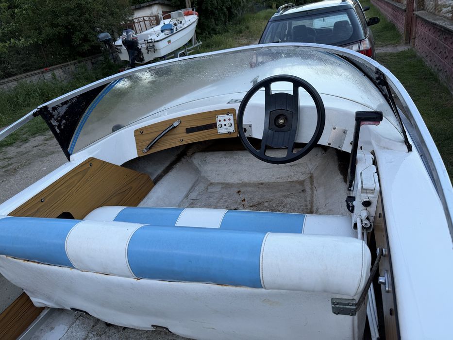 Лодка Vega 40hp