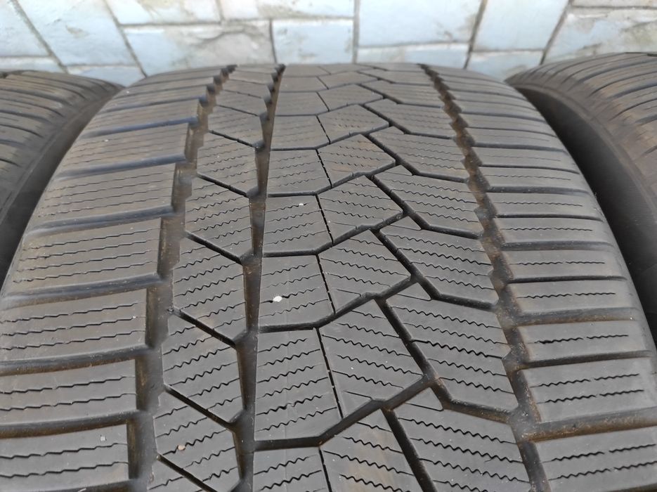 Зимни гуми Continental 275/40/21 и 305/35/21 Winter contact TS 860 S