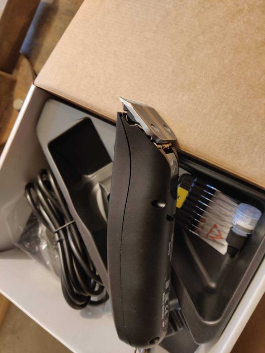 Masina germana MOSER de tuns caini - model MAX45