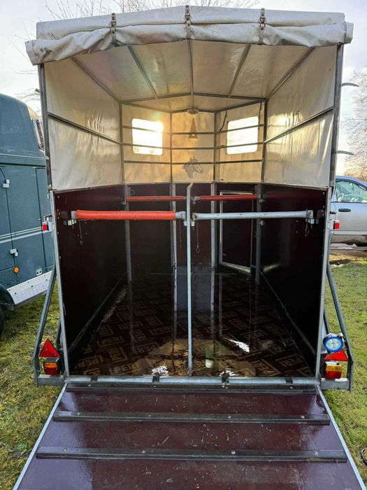 Remorca pentru animale