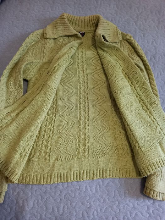 Продам женские кофты