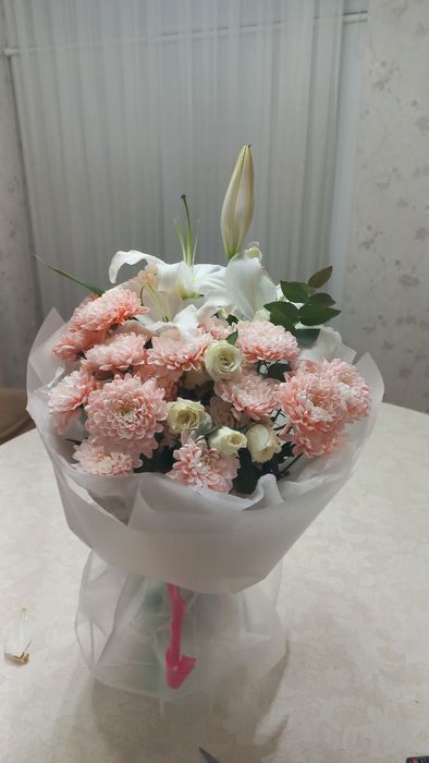 Продам живые цветы бу