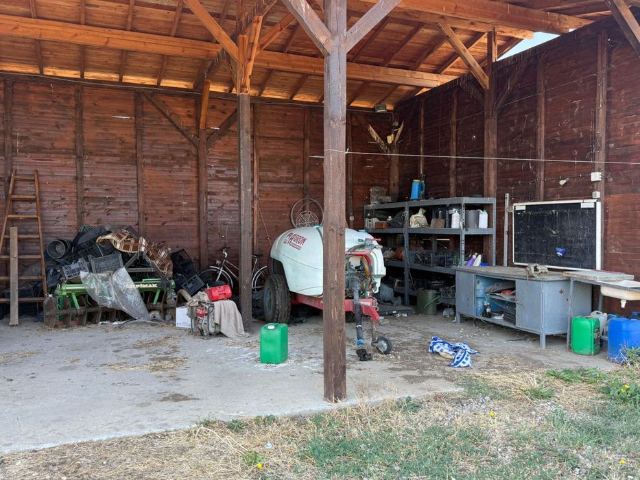 Продавам Овощна градина в с. Цалапица.