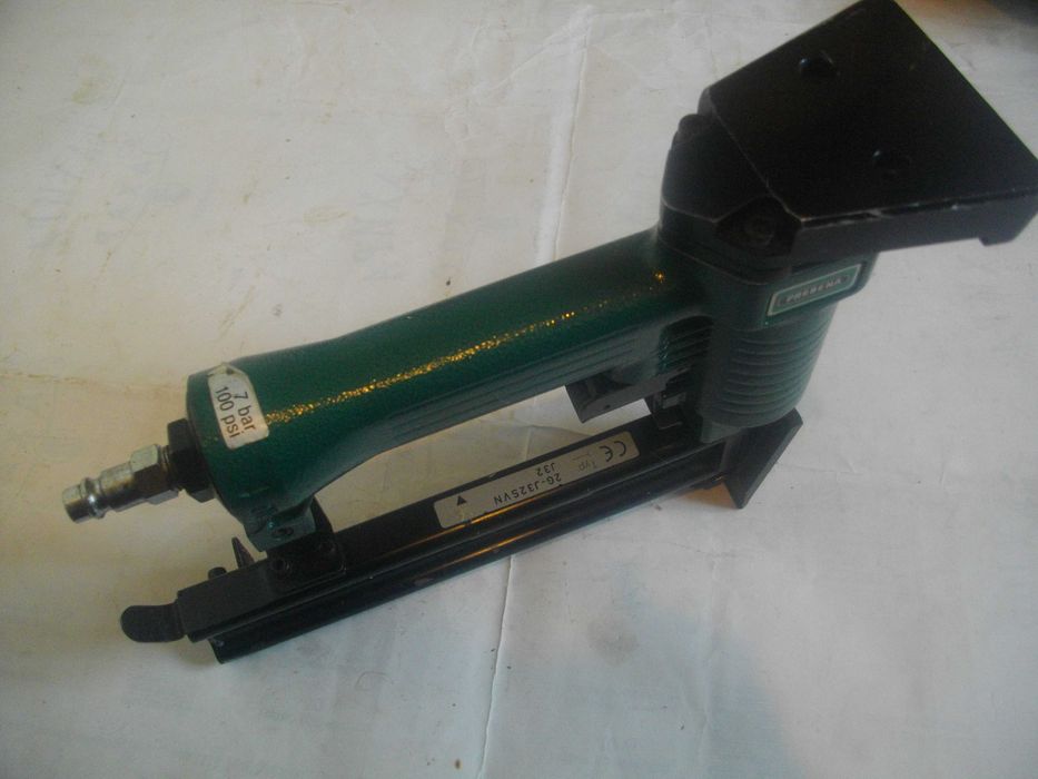 Нови пневматичен индустриален руски шмиргел Пневматичен такер РАЗЛИЧНИ