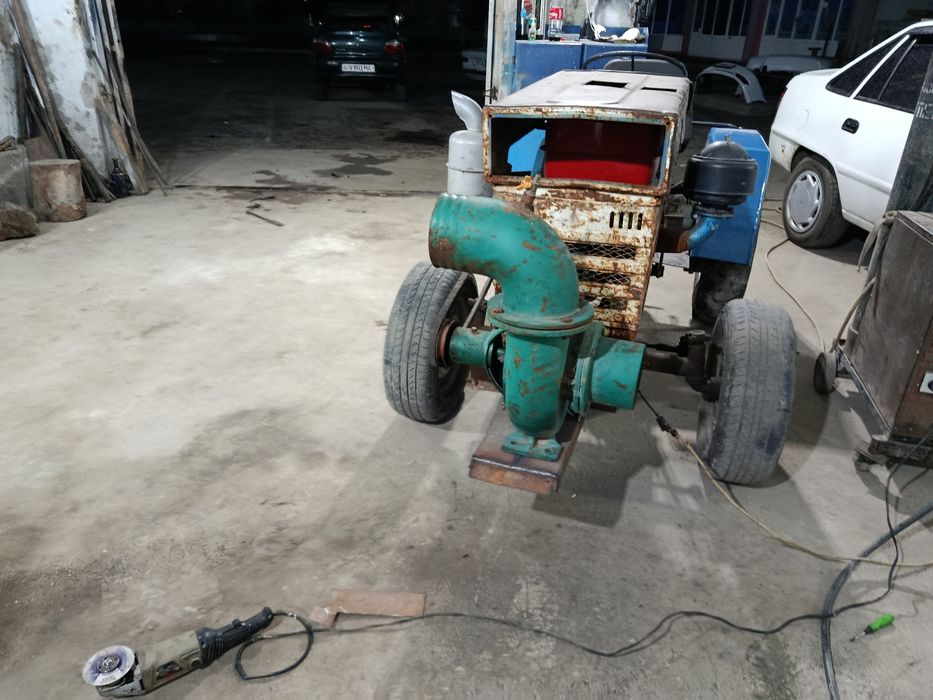 Traktor suv tortaydigan