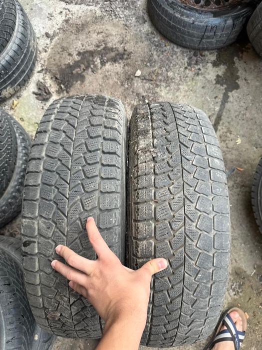 шины 215/80 R15 2 шт в