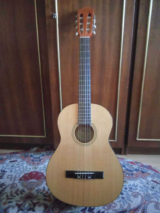 Акустична китара Фендер