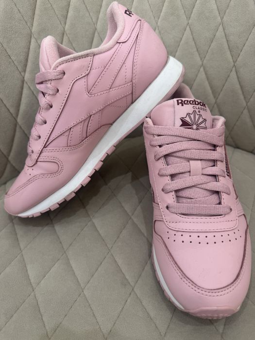 Кроссовки оригинал Reebok 36,5 размер