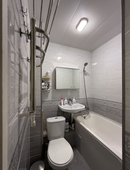 Продаëтся квартира на Мирабадский район ориентир Фуркат  1 /1/4