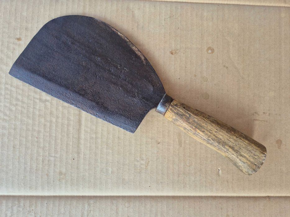 Стар голям, кован скандинавски сатър