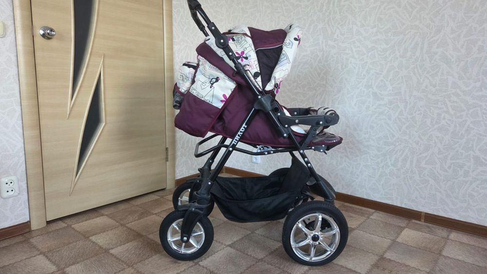 Продам детскую коляску.