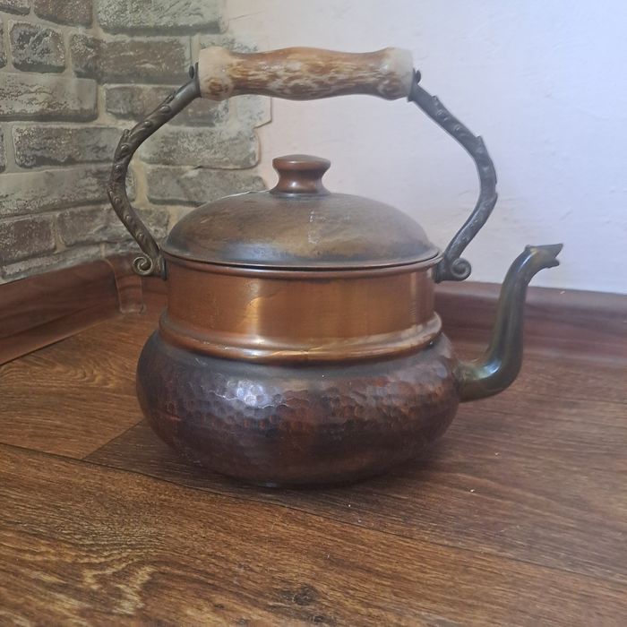 Продам медный чайник
