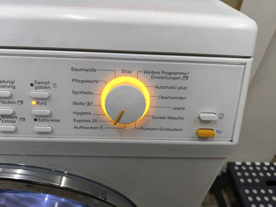 Пералня Miele W 5965 WPS - 8кг. 1600об. Лимитирана серия с пара .