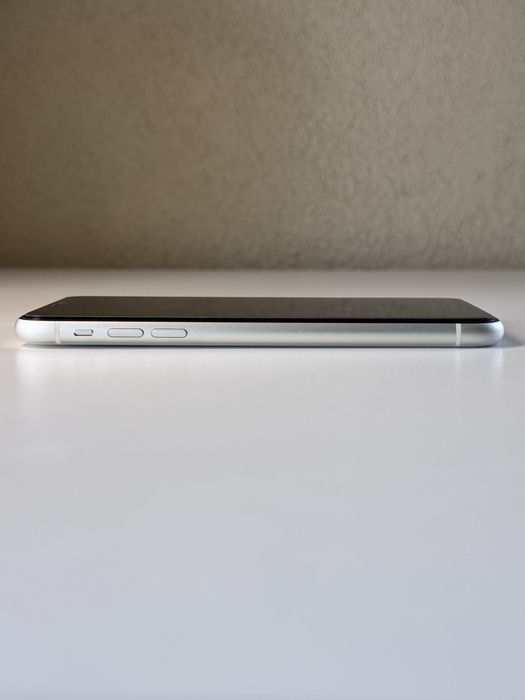 iPhone 11 128GB Бял – Батерия 100%, Като Нов, Отключен