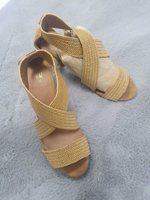 Sandale H&M, maro/bej, numarul 36