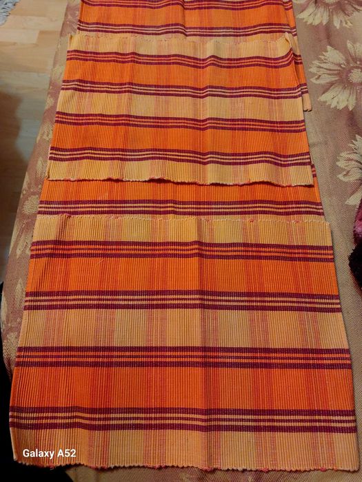 Продавам   комплекти подложки за хранене