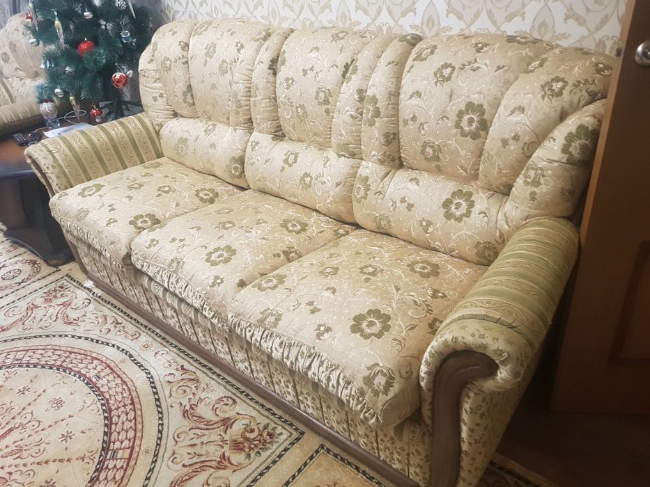 Раскладной диван и кресло