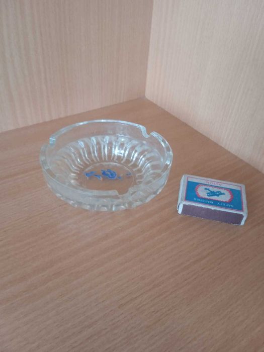 пепельница  стеклянная