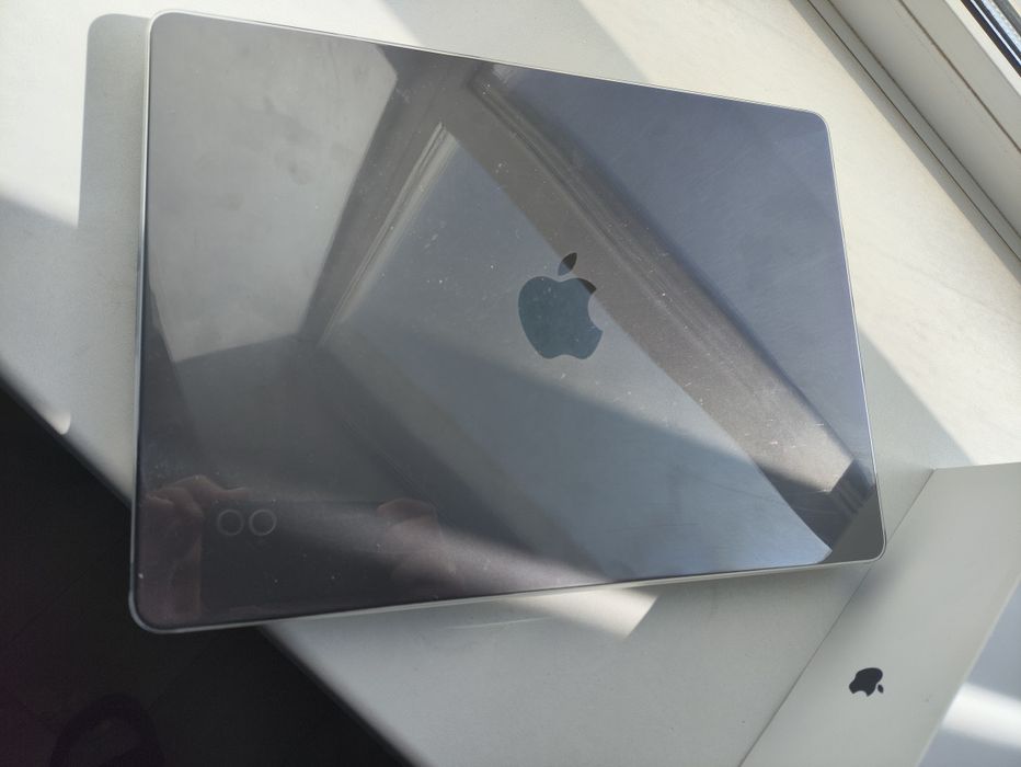 Продам Ноутбук Apple MacBook M4 Pro 14, 2025