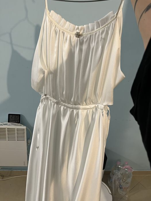 Официална Рокля Lucy