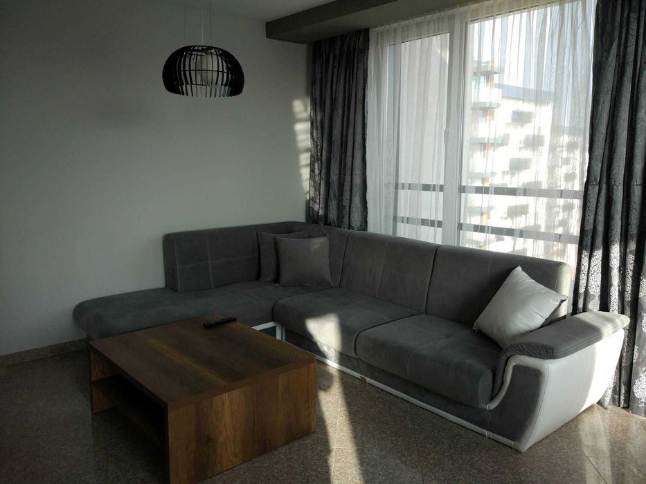 Тристаен Апартамент в Кършияка