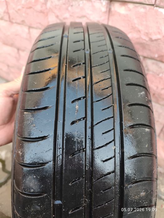 Продам шину 185/65/15