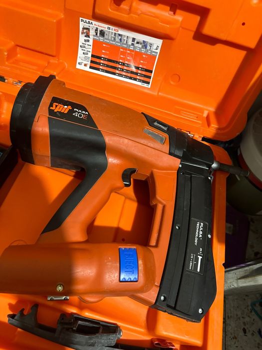 Pistol batut cuie Spit Pulsa 40E