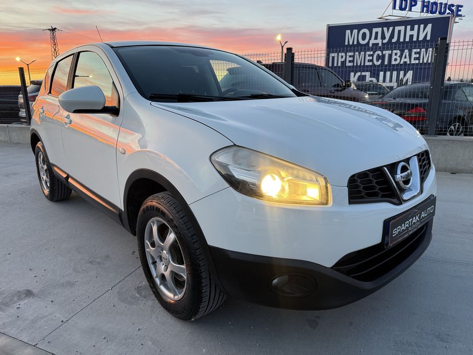 Nissan Qashqai 1.5D* 2011г* 4X4* 187.000КМ* НОВА* РЪЧКА* ТЕГЛИЧ*