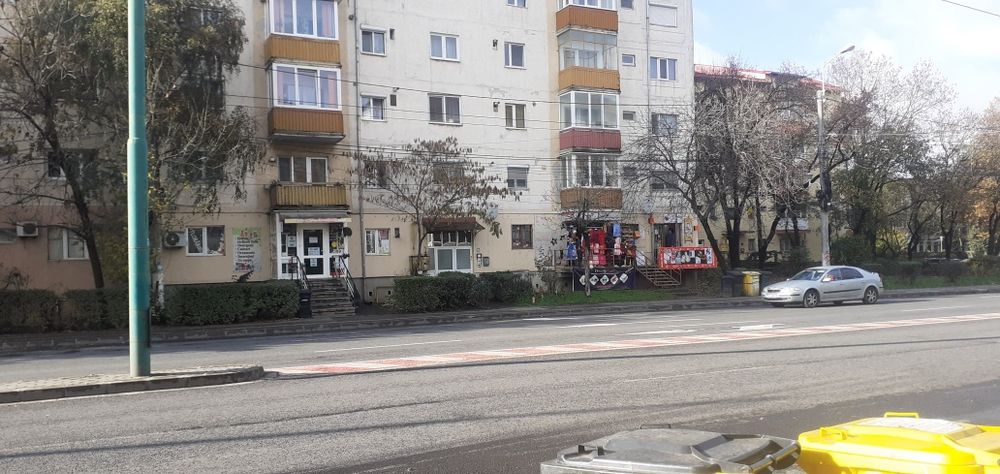 Închiriez spațiu comercial SAD