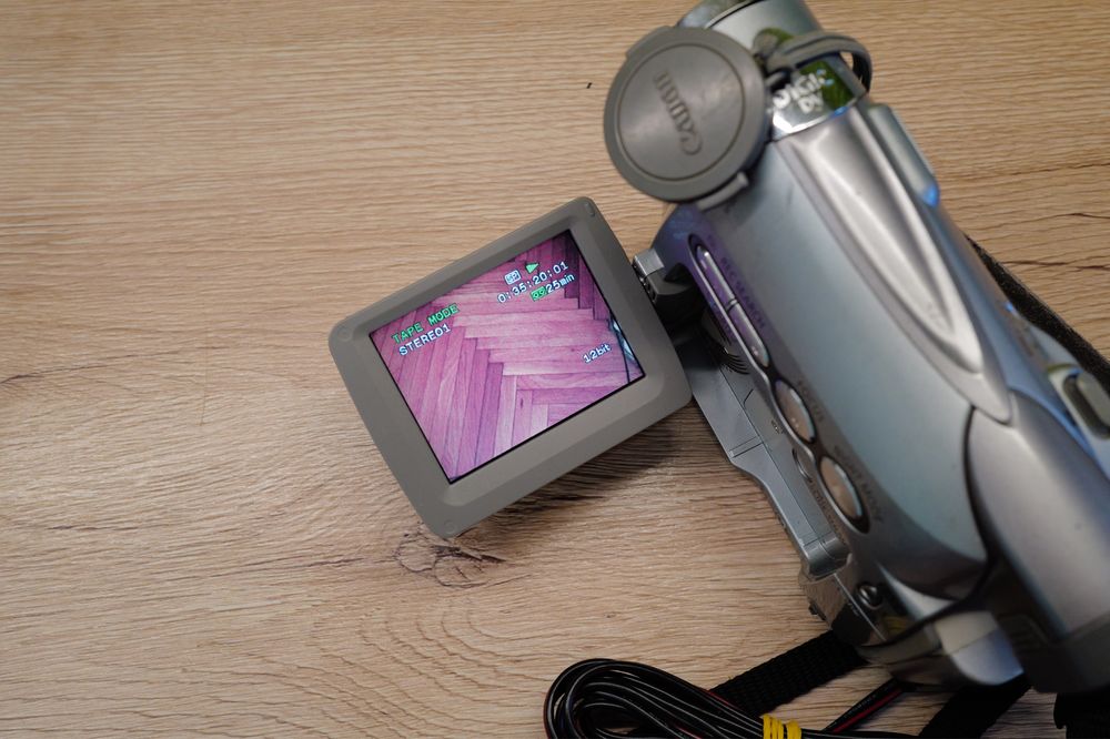 Camera video Canon MV830 Handycam Mini DV SD card caseta
