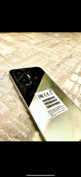 Poco f7 идеал продам