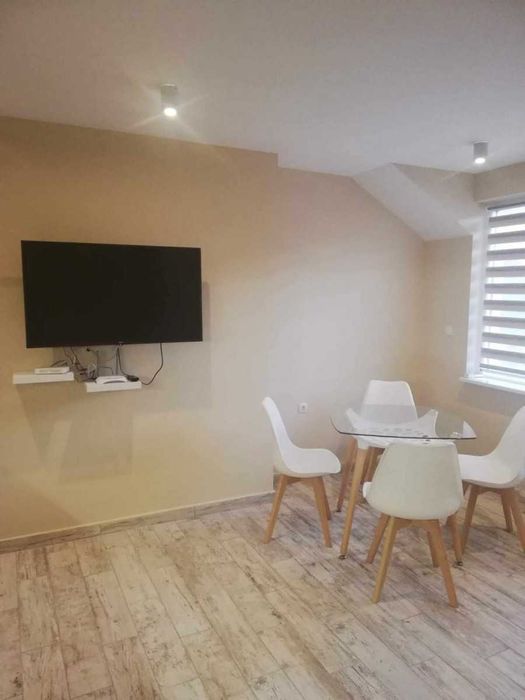 Дава се под наем Тристаен апартамент в Габрово, Център - 70 кв.м за 378.93 € - Снимка #3