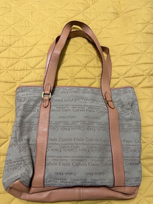 Calvin Klein дамска чанта