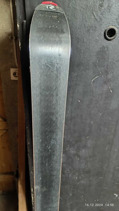 Намалена! Продавам комплект за ски - пълен комплект на Rossignol Axium