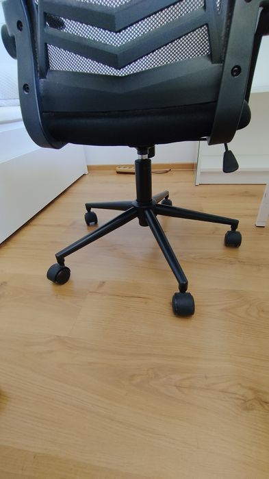 Scaun ergonomic negru