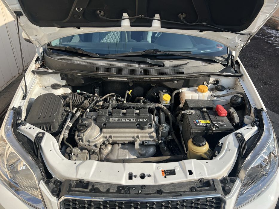 Nexia3 4poz sotiladi