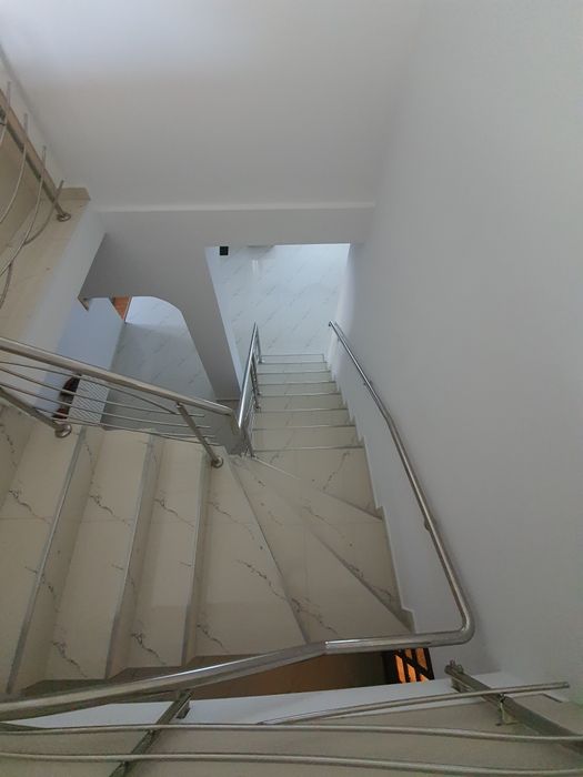 Casă de familie, 350mp, Teren 1000mp - Zonă liniștită (Vatra Veche]