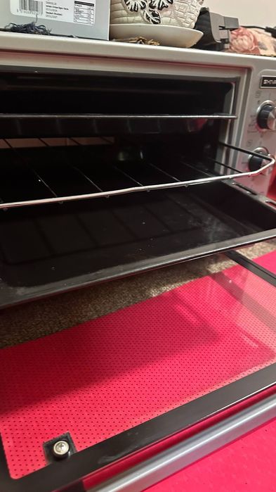 Электрическая духовка SHIVAKi с конвекцией использовалась несколько ра