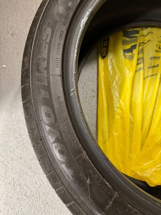 Летни гуми TOYO PROXES SPORT 2 -  245/45/19  102Y (цената е за 4 бр.)