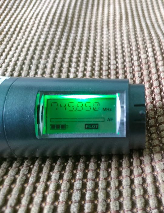 Microfon Sennheiser Ew 300 g2 si lavaliera Sennheiser ew 300 G2