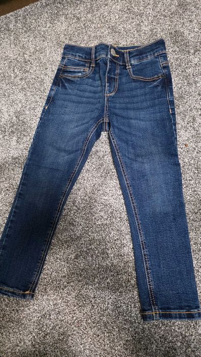 Blugi zara marimea 104