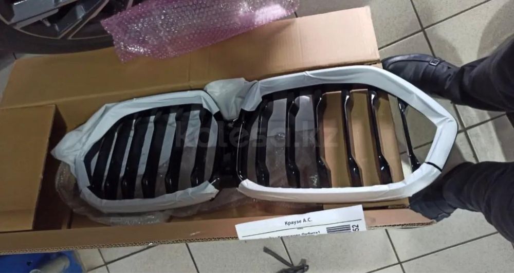 BMW X6 передний бампер и решетка