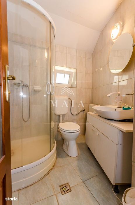 Casa singur in curte, zona centrala, 4 camere, partial mobilata