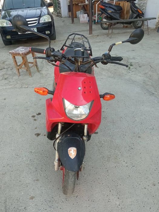 Продам скутер 150кубов