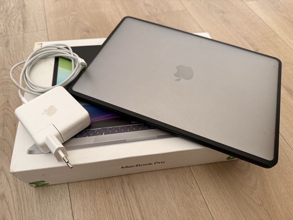 macbook pro m1 pro 1tb - Laptop-Calculator-Gaming la preț mic | OLX.ro