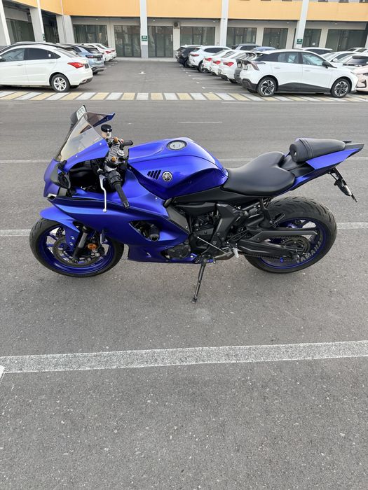Продам Yamaha R7 2023 год