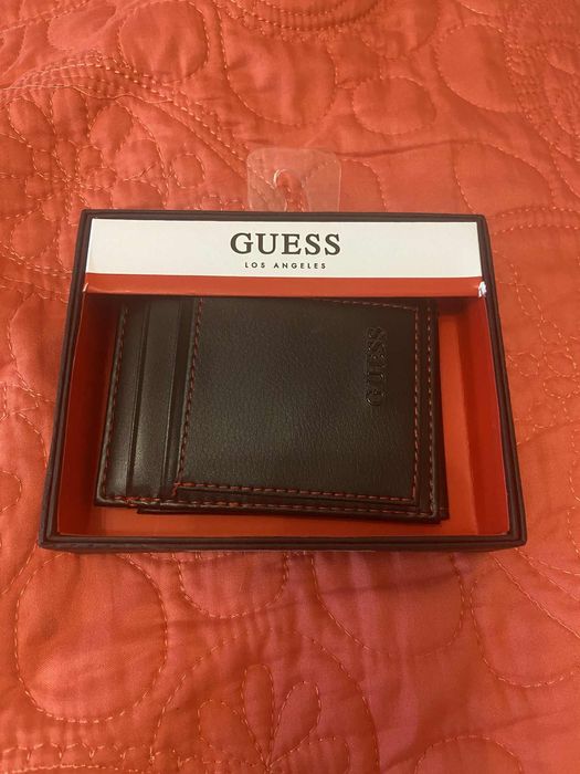 НАМАЛЕНИЕ Guess оригинален 100% портфейл/ картодържач